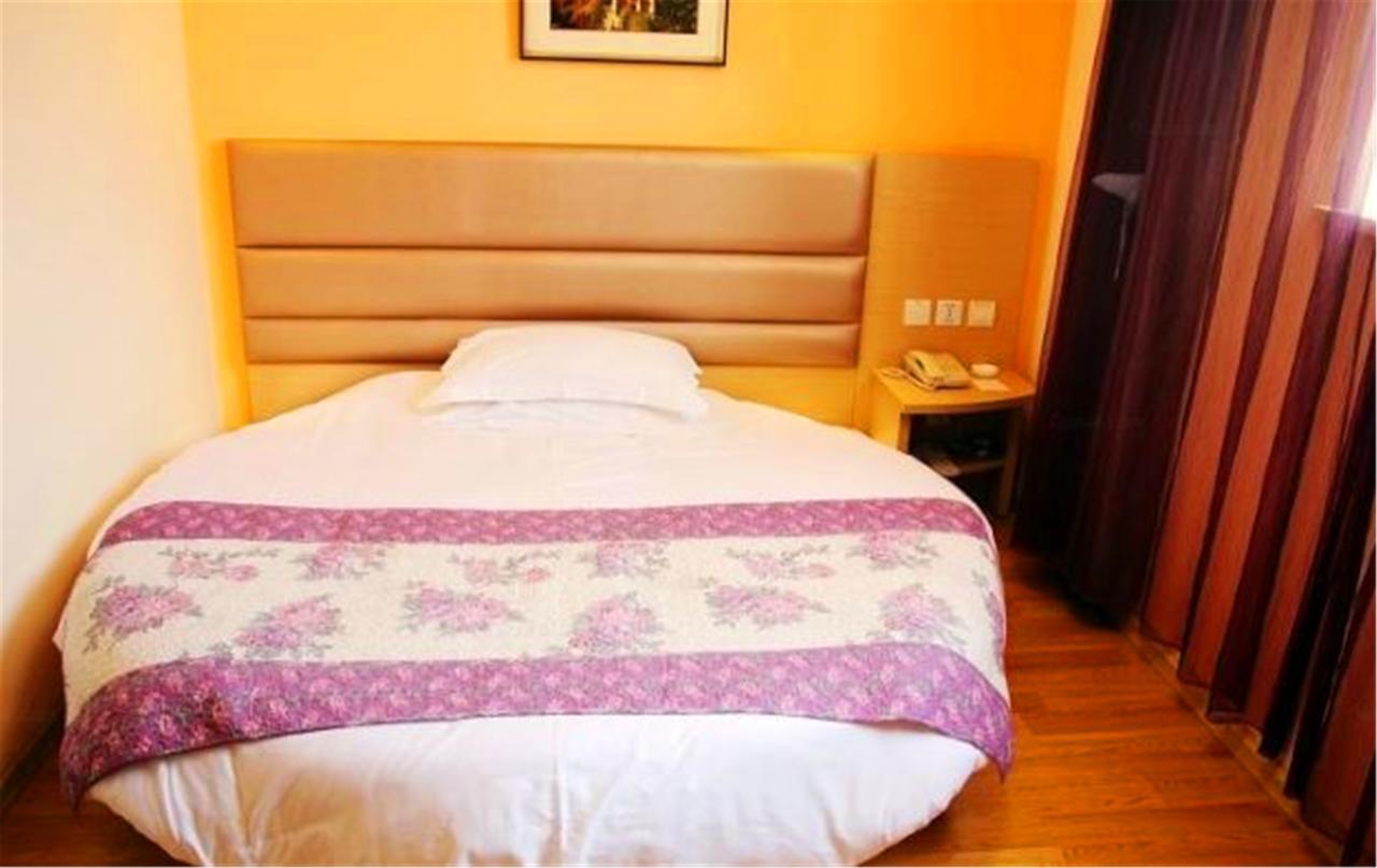 Greentree Inn Shandong Qingdao Railway Station Zhanqiao Yacht Wharf Express Екстериор снимка